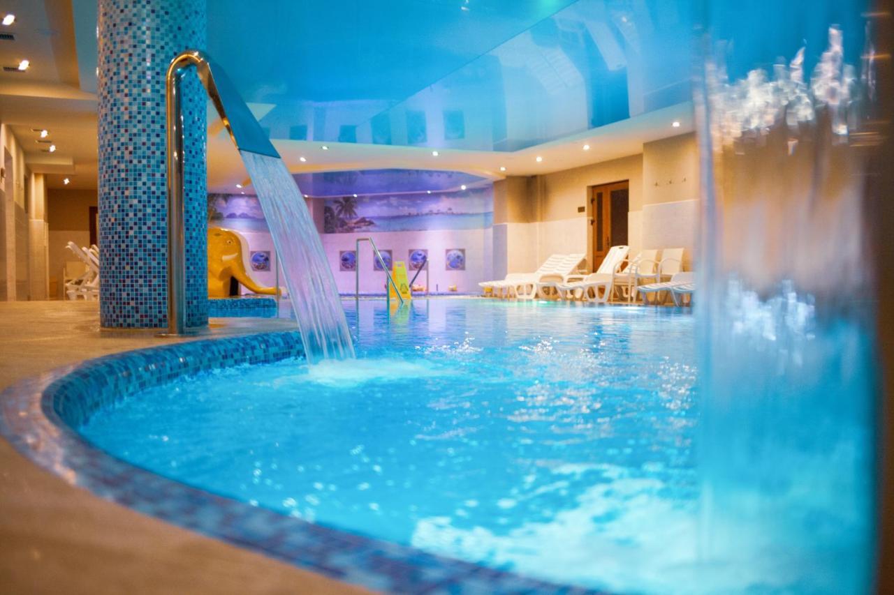 Romantik Spa Hotel Jaremtsje Buitenkant foto