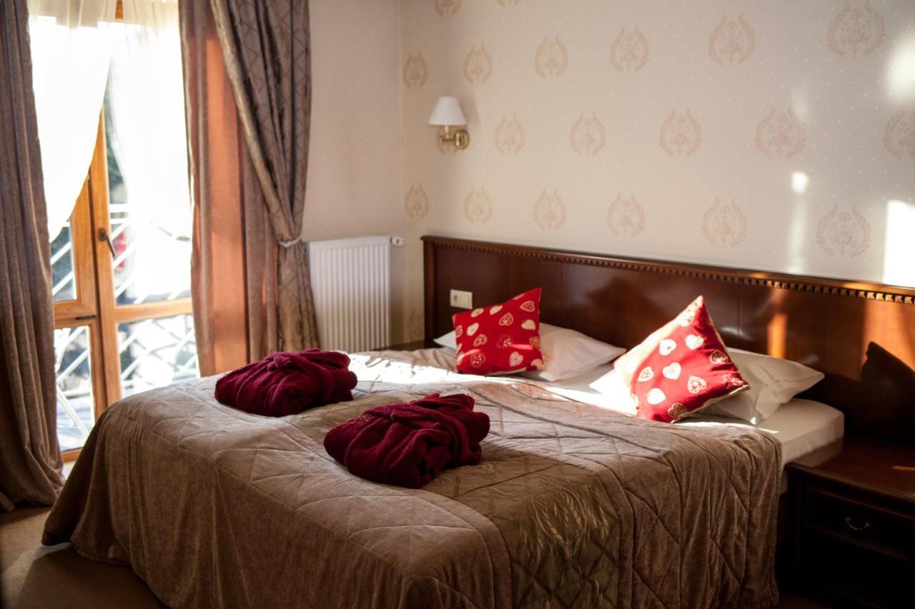 Romantik Spa Hotel Jaremtsje Buitenkant foto