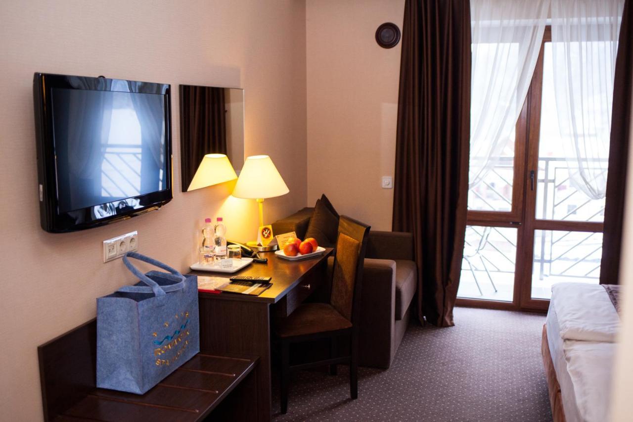Romantik Spa Hotel Jaremtsje Buitenkant foto