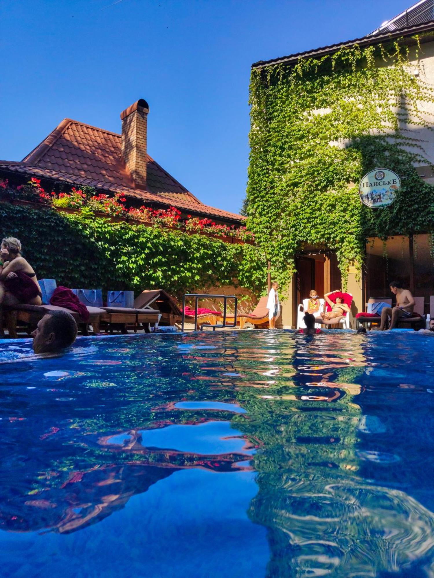 Romantik Spa Hotel Jaremtsje Buitenkant foto